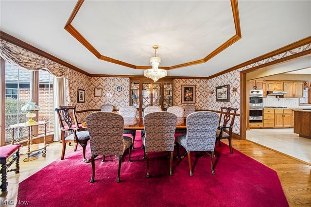 1255 Fox Hill Drive, Gates Mills, OH 44040
