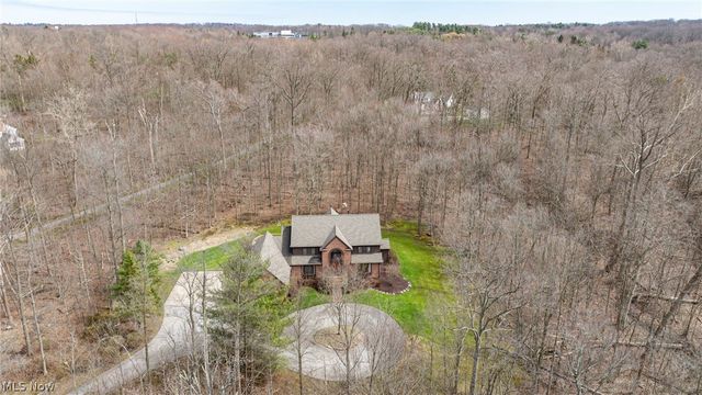 1255 Fox Hill Drive, Gates Mills, OH 44040
