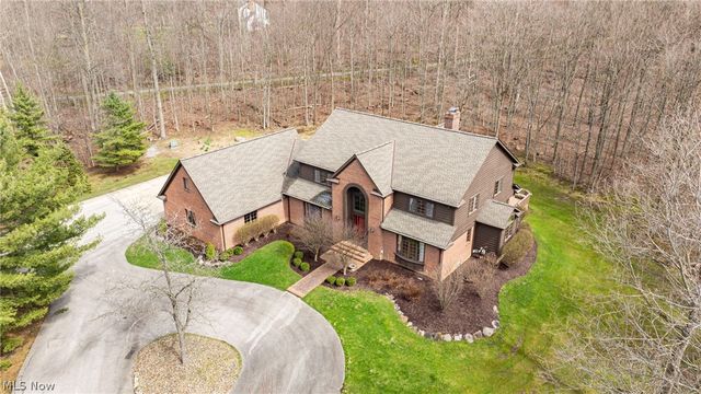 1255 Fox Hill Drive, Gates Mills, OH 44040