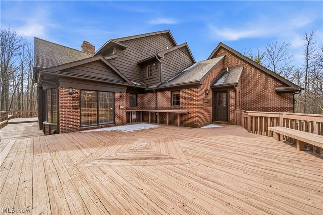 1255 Fox Hill Drive, Gates Mills, OH 44040