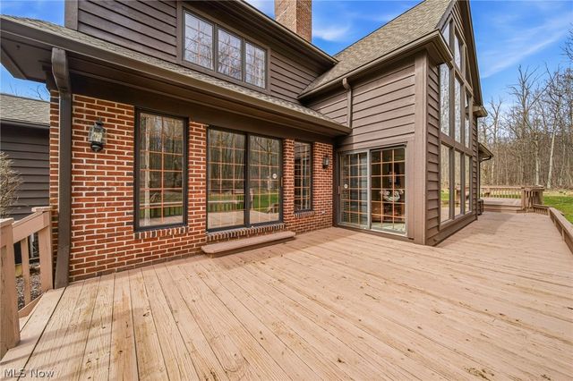 1255 Fox Hill Drive, Gates Mills, OH 44040