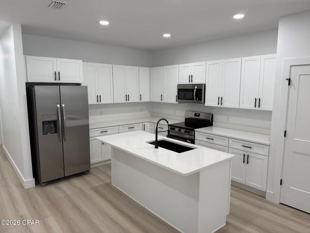 2512 N Bonita Avenue, Panama City, FL 32405