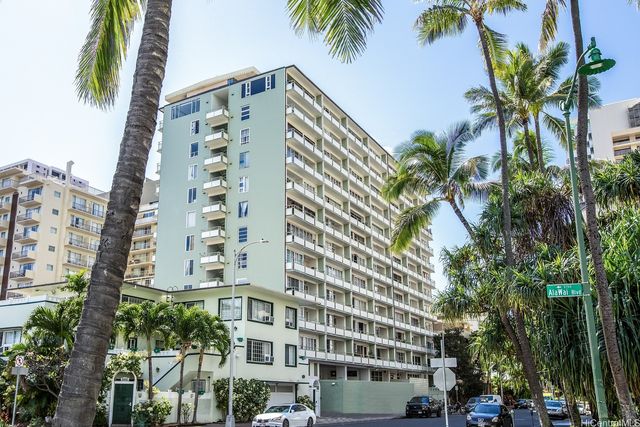 445 Kaiolu Street 712, Honolulu, HI 96815