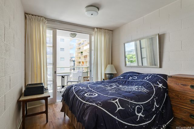 445 Kaiolu Street 712, Honolulu, HI 96815