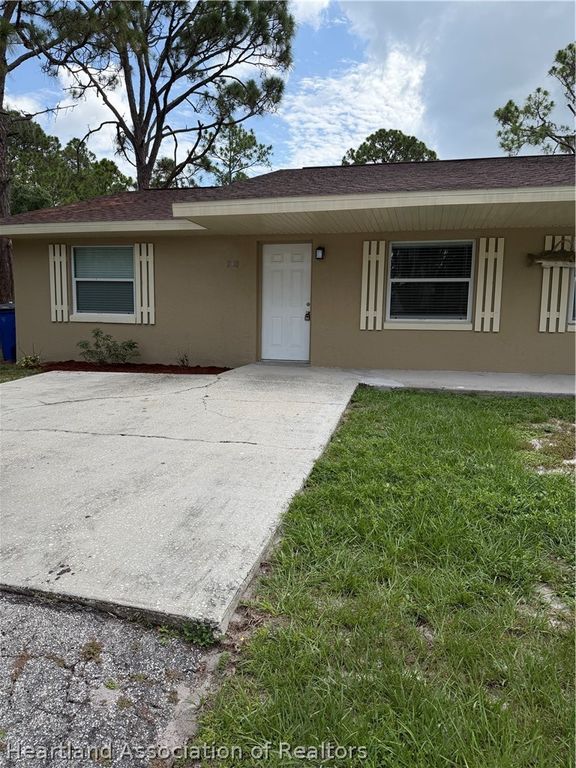2310 Andalusia Avenue, Sebring, FL 33872