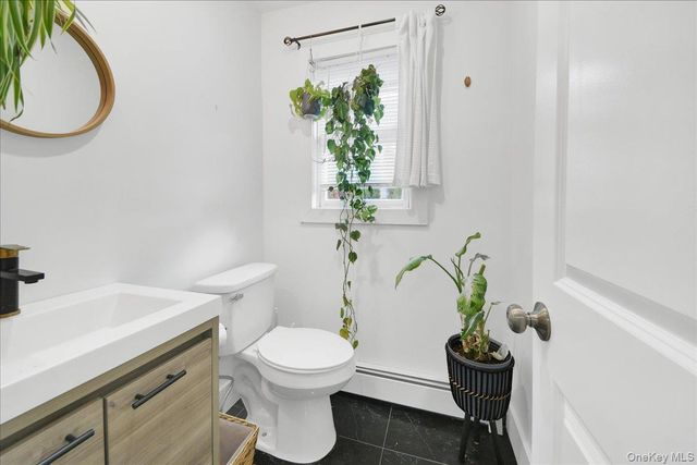 18 Maple Avenue, Garnerville, NY 10923