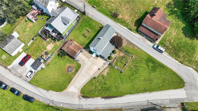 6 Browntown Road, Avella, PA 15312