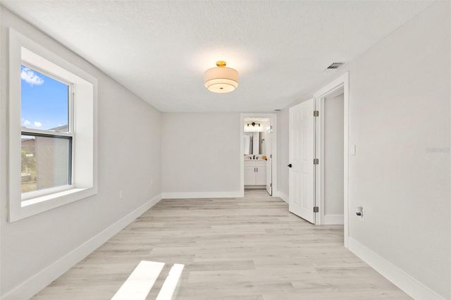 10200 AMADEUS DRIVE, Port Richey, FL 34668