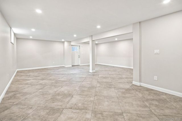 148 Latham Road, Mineola, NY 11501