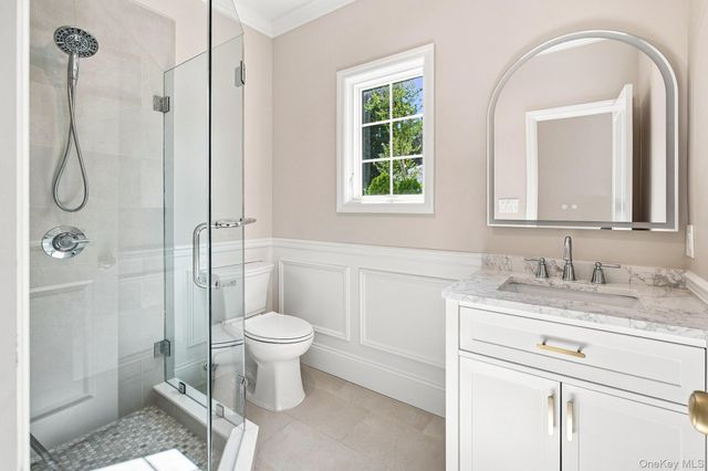 148 Latham Road, Mineola, NY 11501