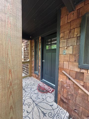 99 Roxie Ln., Greers Ferry, AR 72067