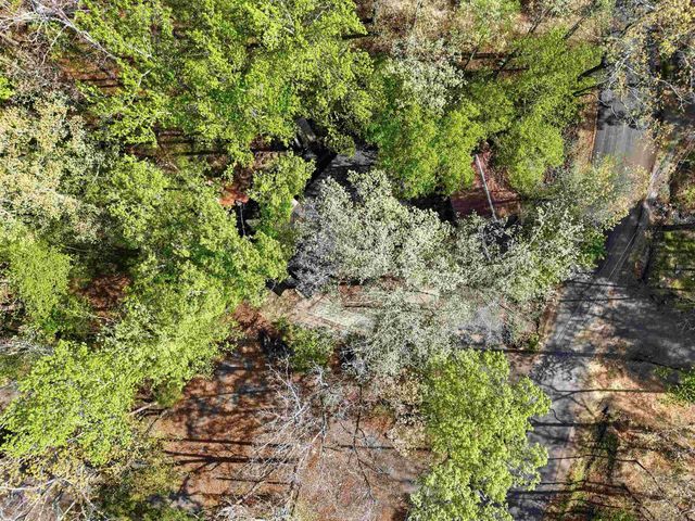 99 Roxie Ln., Greers Ferry, AR 72067