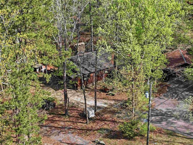 99 Roxie Ln., Greers Ferry, AR 72067