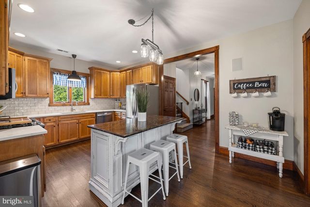 416 BROAD ST, Elmer, NJ 08318