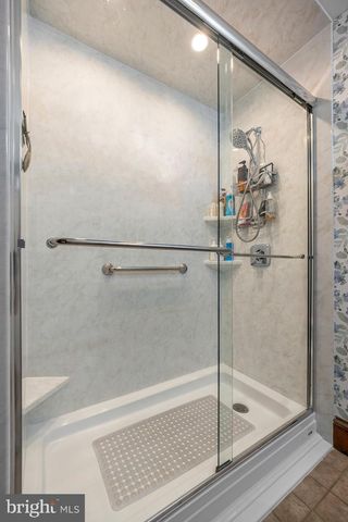 416 BROAD ST, Elmer, NJ 08318