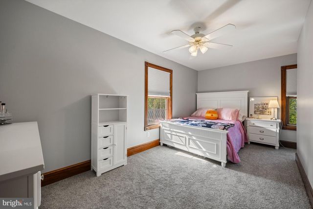 416 BROAD ST, Elmer, NJ 08318