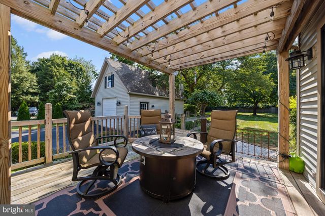 416 BROAD ST, Elmer, NJ 08318