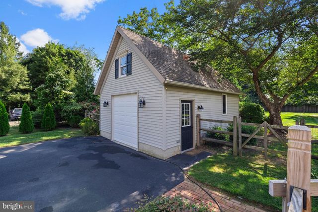416 BROAD ST, Elmer, NJ 08318