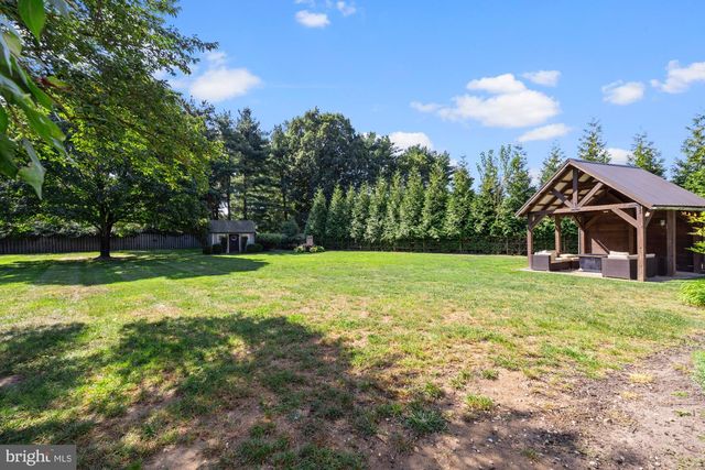 416 BROAD ST, Elmer, NJ 08318