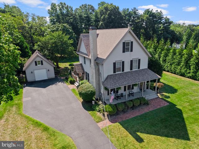 416 BROAD ST, Elmer, NJ 08318