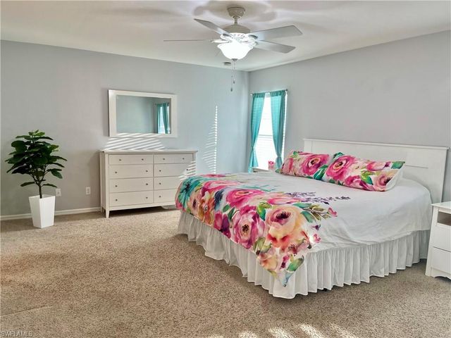 2720 1st PL, Cape Coral, FL 33909
