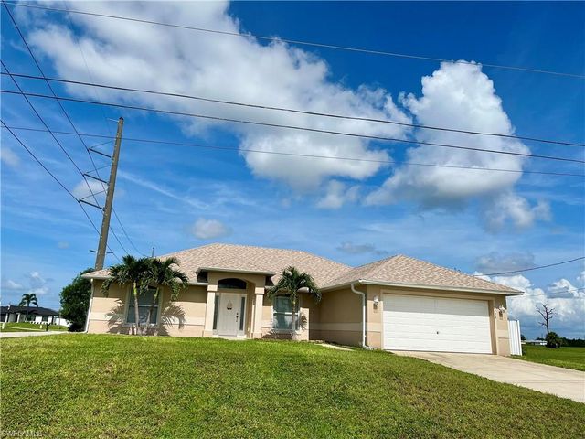 2720 1st PL, Cape Coral, FL 33909