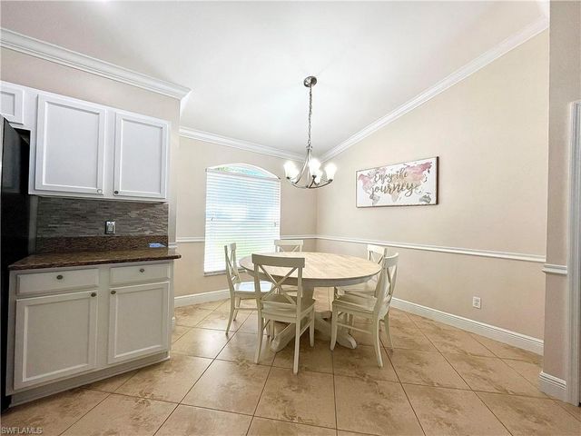 2720 1st PL, Cape Coral, FL 33909