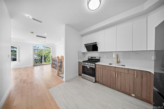 71-39 166th Street, Fresh Meadows, NY 11365