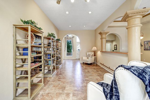 11504 Woodmar Lane NE, Albuquerque, NM 87111