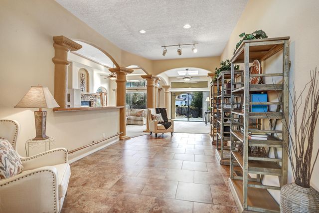 11504 Woodmar Lane NE, Albuquerque, NM 87111