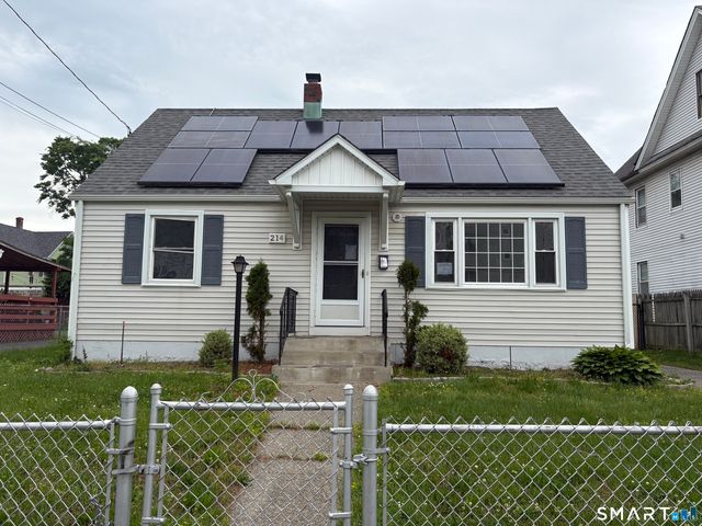 214 Iranistan Avenue, Bridgeport, CT 06604