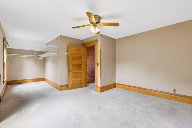 221 11th Avenue N, Hopkins, MN 55343