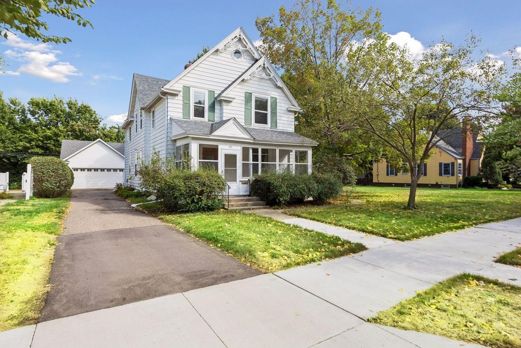 221 11th Avenue N, Hopkins, MN 55343 — photo 2