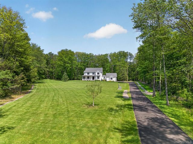 28 Bethlehem Road, New Windsor, NY 12553