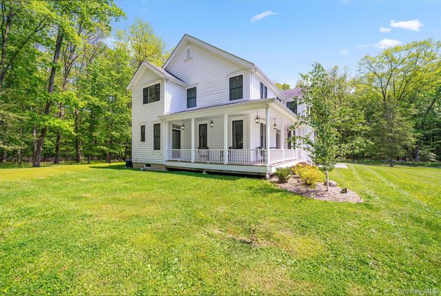 28 Bethlehem Road, New Windsor, NY 12553