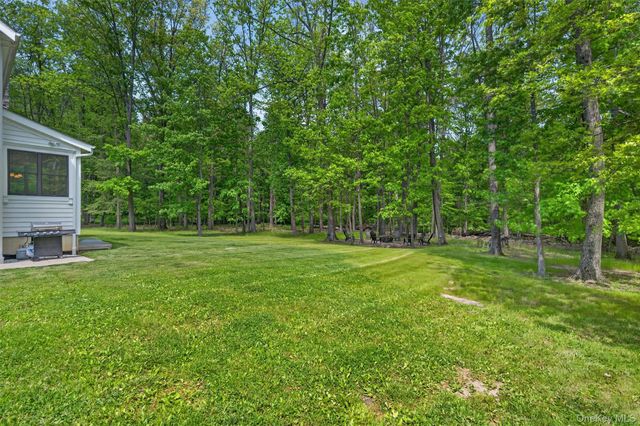 28 Bethlehem Road, New Windsor, NY 12553