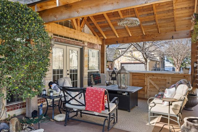 703 N Avalon Court, Granbury, TX 76048