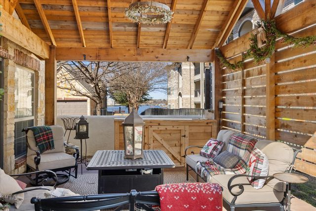 703 N Avalon Court, Granbury, TX 76048