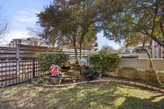 703 N Avalon Court, Granbury, TX 76048