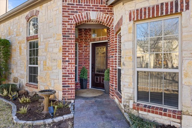 703 N Avalon Court, Granbury, TX 76048