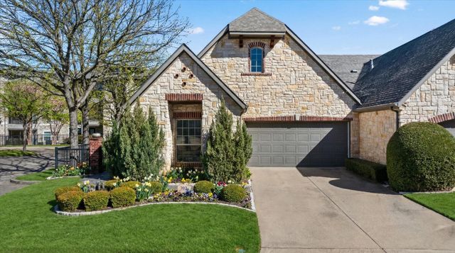 703 N Avalon Court, Granbury, TX 76048