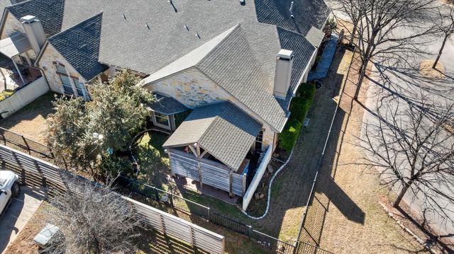 703 N Avalon Court, Granbury, TX 76048