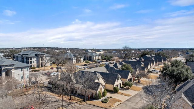 703 N Avalon Court, Granbury, TX 76048