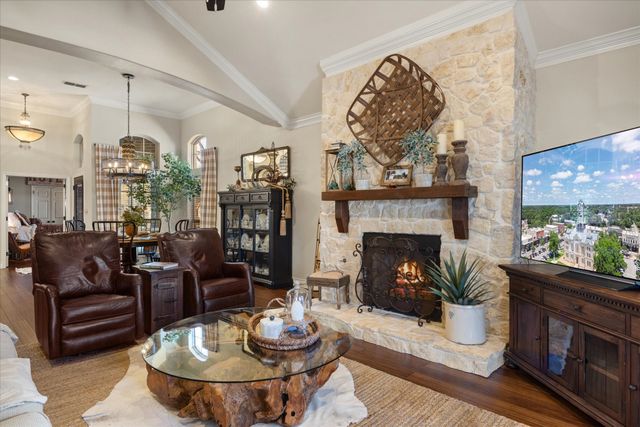 703 N Avalon Court, Granbury, TX 76048