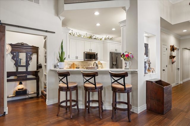 703 N Avalon Court, Granbury, TX 76048
