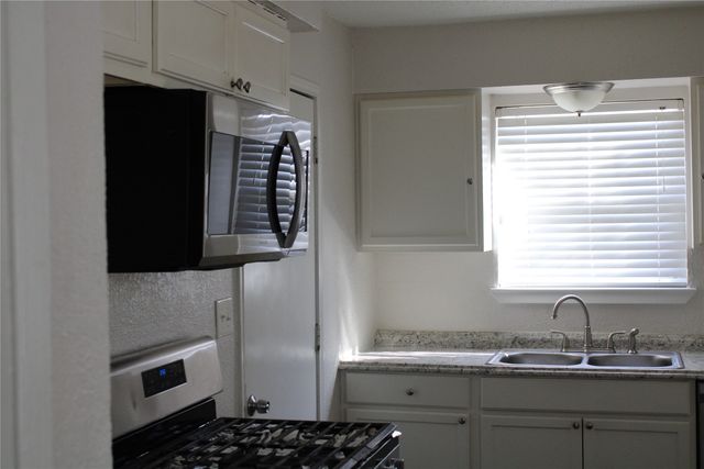 14206 Osage Drive, Balch Springs, TX 75180