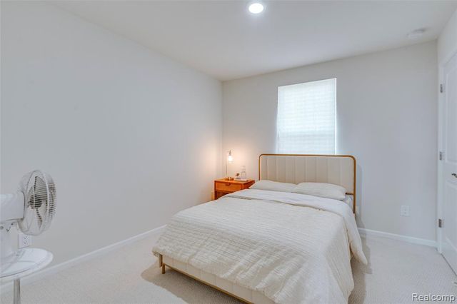 6037 Fieldstone Circle, South Lyon, MI 48178