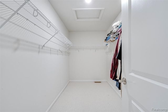 6037 Fieldstone Circle, South Lyon, MI 48178