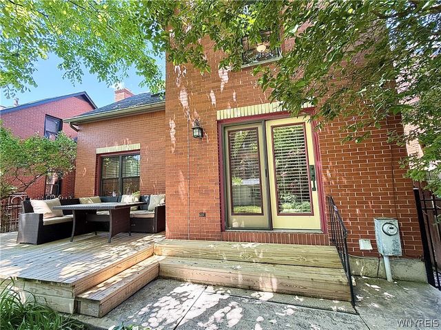 54 Cary Street, Buffalo, NY 14201