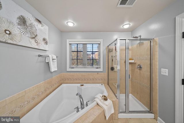 8015 SAMUEL WALLIS ST, Lorton, VA 22079